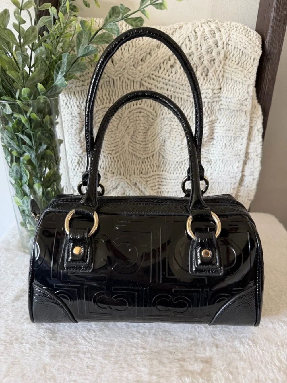 Liz Claiborne Vintage Patent Leather Purse - Picture 8 of 9